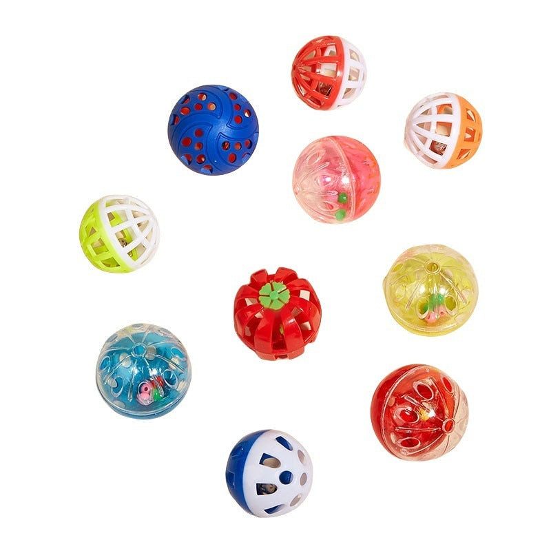 HKM-963027 Colored Plastic Cat Teasing Ball with Bell for Engaging Playtime