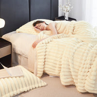 HKM-964883 Solid Color Polyester Plush Blanket in Various Sizes and Colors
