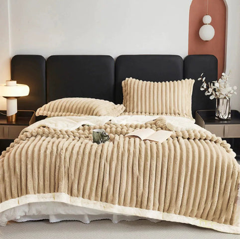 HKM-964883 Solid Color Polyester Plush Blanket in Various Sizes and Colors
