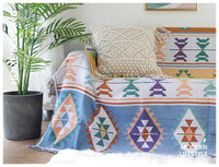 HKM-965651 Geometric Knitted Blanket Made of Cotton and Polyester for Sofa and Bed Use