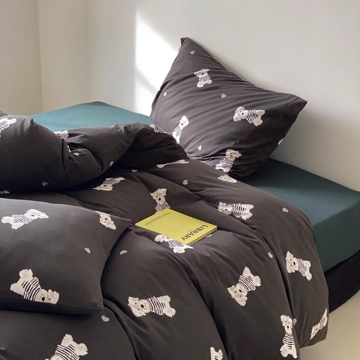 HKM-965715 Cotton Knitted Printed Four-Piece Bedding Set with Geometric, Floral, and Animal Patterns