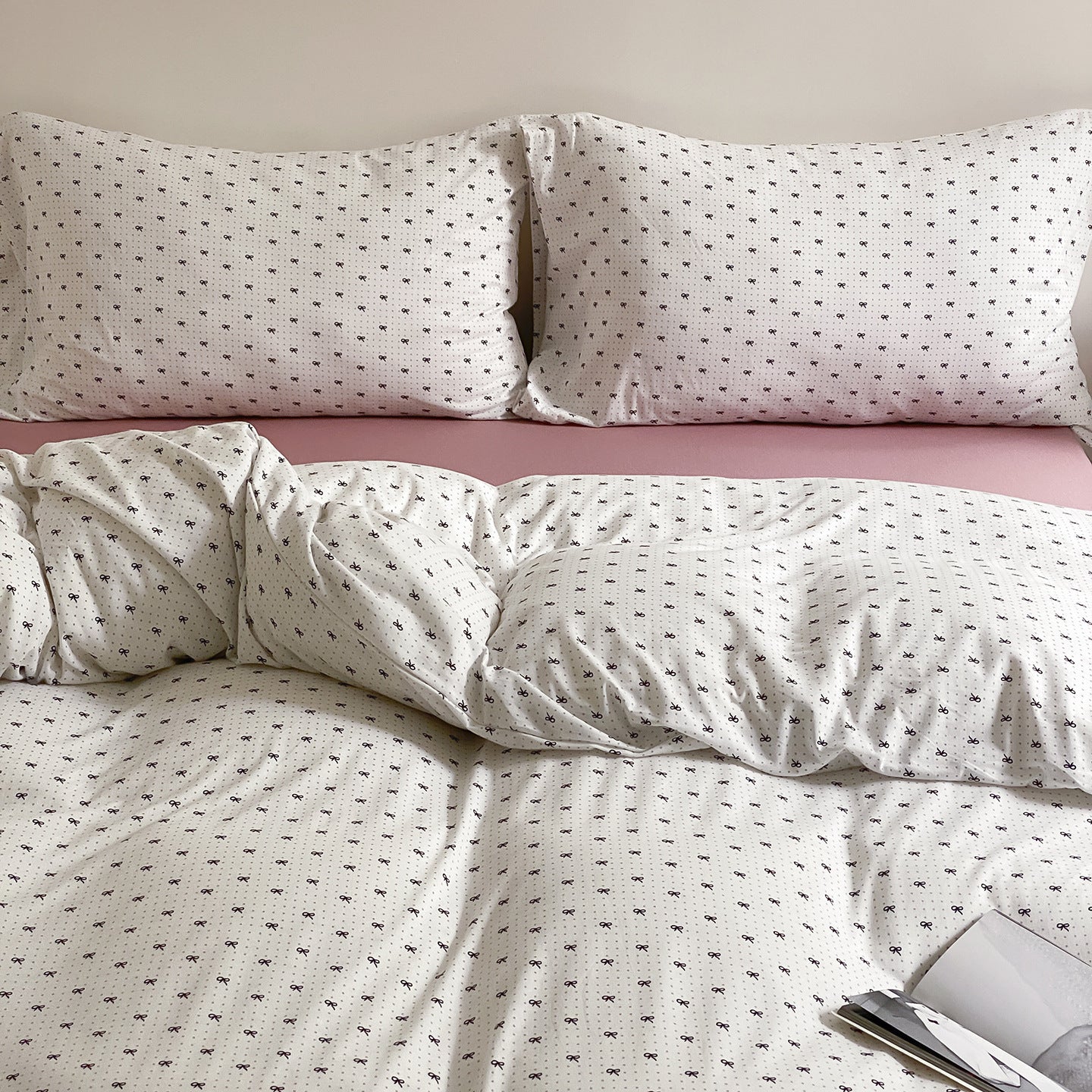 HKM-965715 Cotton Knitted Printed Four-Piece Bedding Set with Geometric, Floral, and Animal Patterns