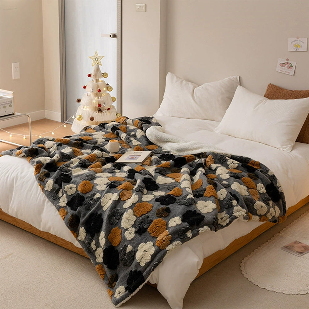 HKM-967187 Cozy Korean Jacquard Coral Fleece Blanket for Autumn and Winter, Soft and Comfortable Throw