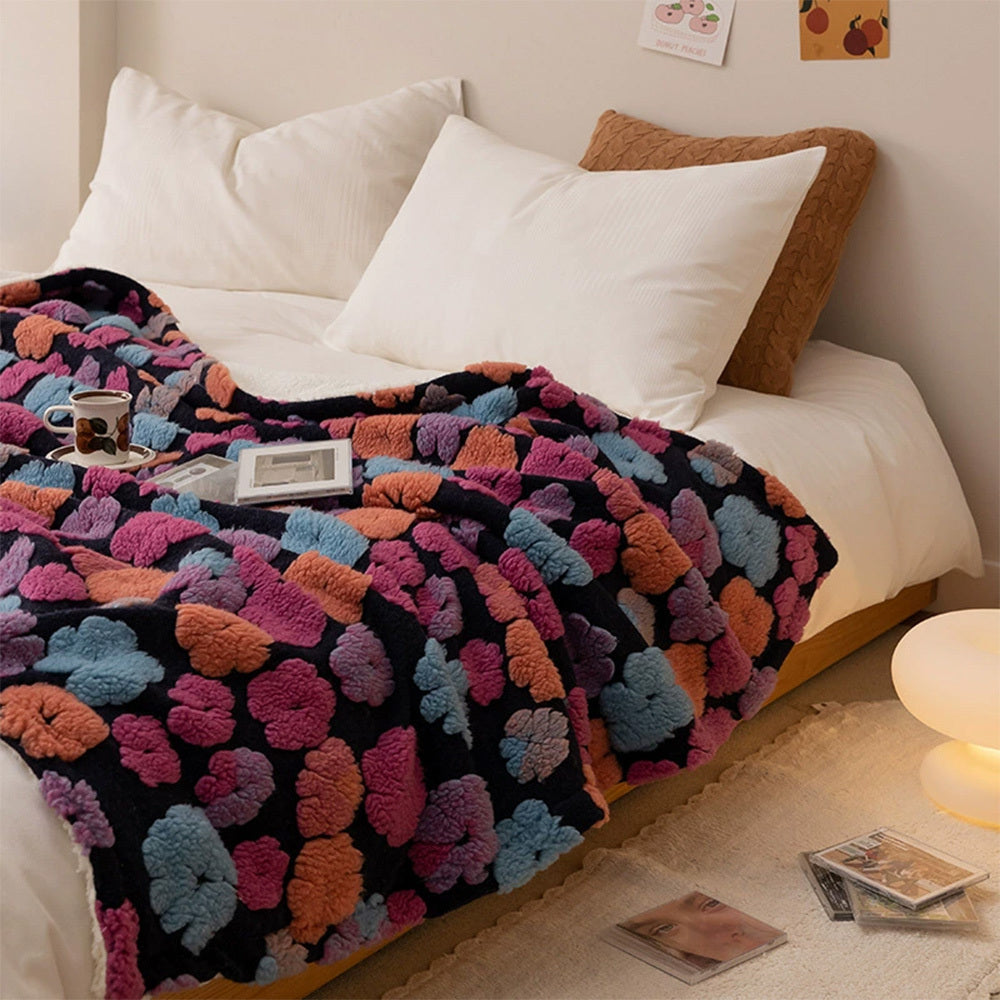 HKM-967187 Cozy Korean Jacquard Coral Fleece Blanket for Autumn and Winter, Soft and Comfortable Throw