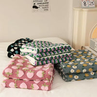 HKM-967187 Cozy Korean Jacquard Coral Fleece Blanket for Autumn and Winter, Soft and Comfortable Throw