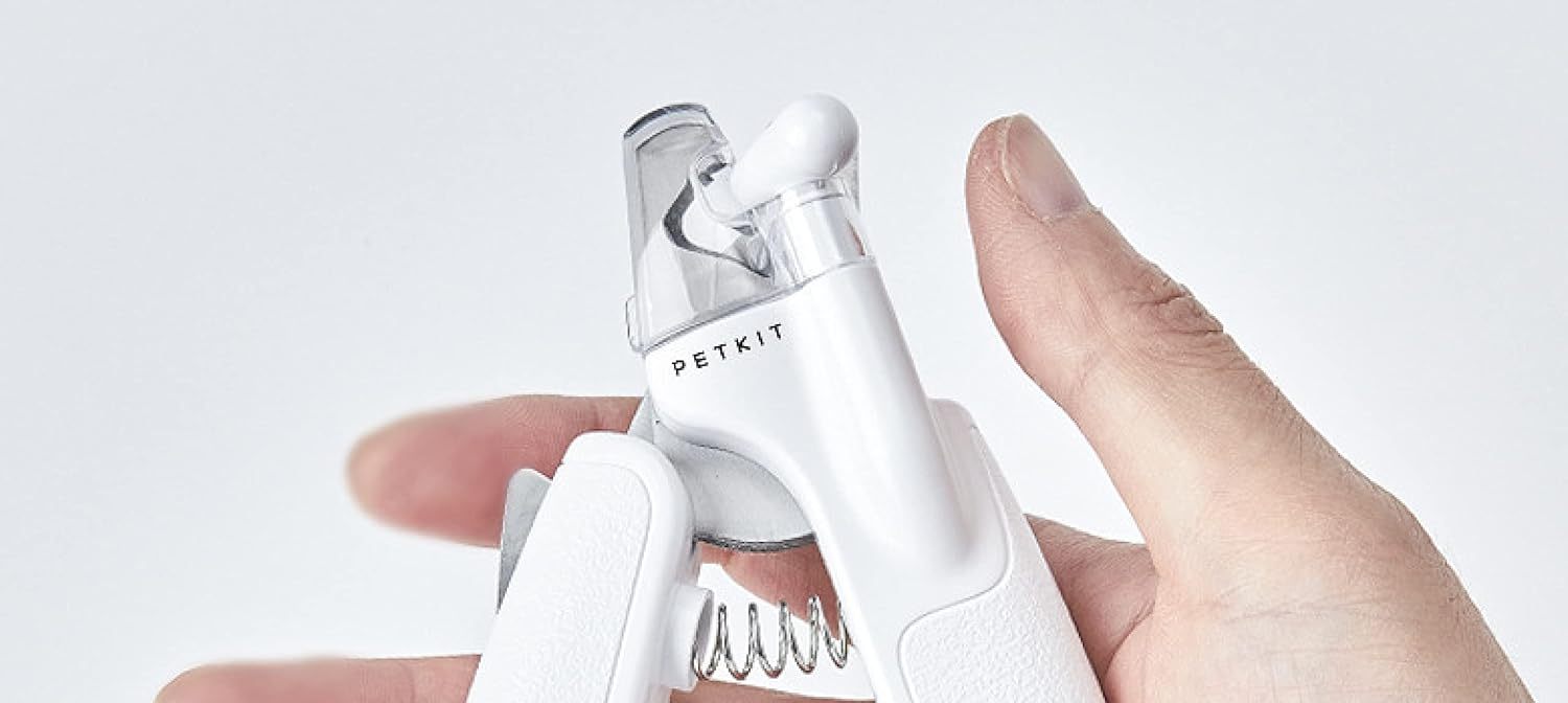 HKM-968019 LED Pet Nail Clipper with Anti-Splash Design and Ergonomic Handle for Safe and Accurate Nail Cutting