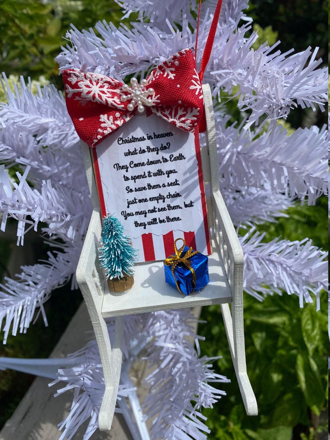 HKM-972243 Heaven Chair Memorial Ornament - Heartfelt Christmas Decoration for Remembering Loved Ones