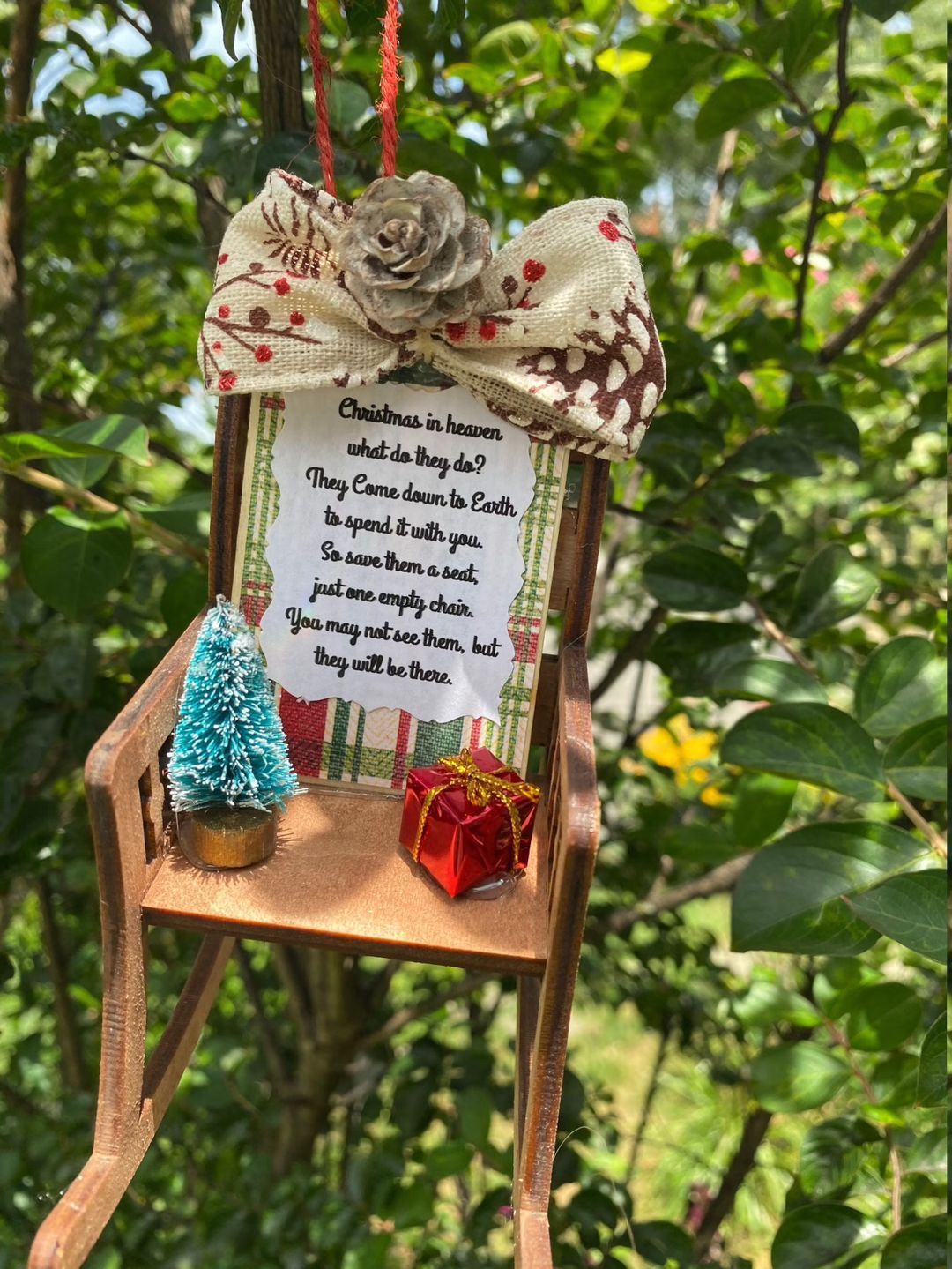 HKM-972243 Heaven Chair Memorial Ornament - Heartfelt Christmas Decoration for Remembering Loved Ones