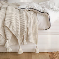 HKM-973779 Nordic Style Solid Color Knitted Blanket for All Seasons – 180x130cm, Soft Acrylic Shawl in Beige, Dark Gray, and Coffee