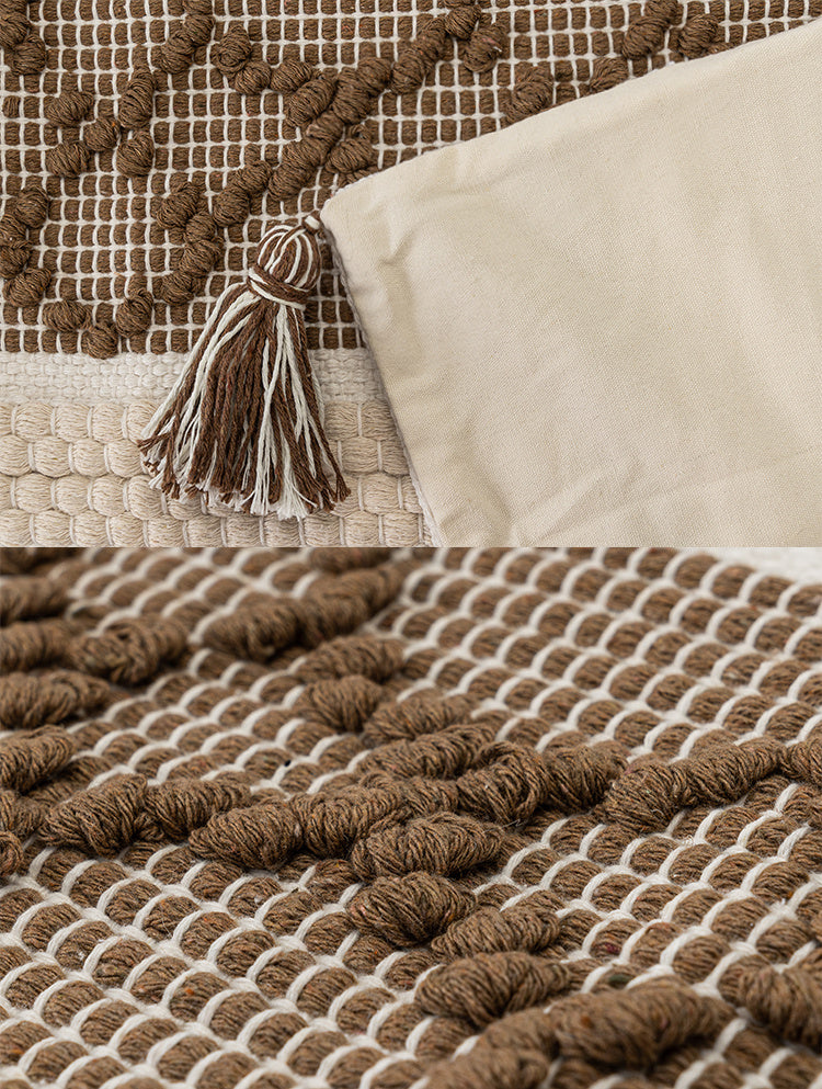 HKM-974739 Handmade Geometric Plush Pillowcase - Retro Brown Square Design (45x45cm)