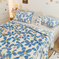 HKM-978387 Cartoon Anime Double-Sided Milk Velvet Blanket, 150x200cm, Anti-Static and Lint-Free