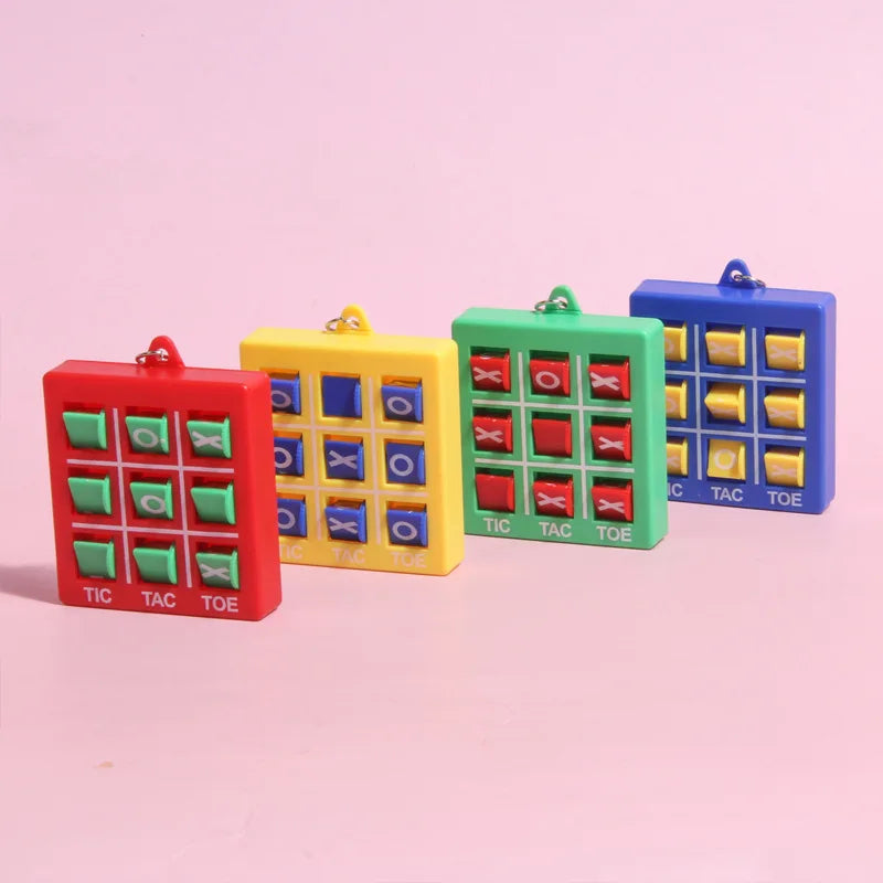 HKM-979539 Tic-Tac-Toe Keychain for Mini Backpacks - Durable Plastic Keyholder for Kids