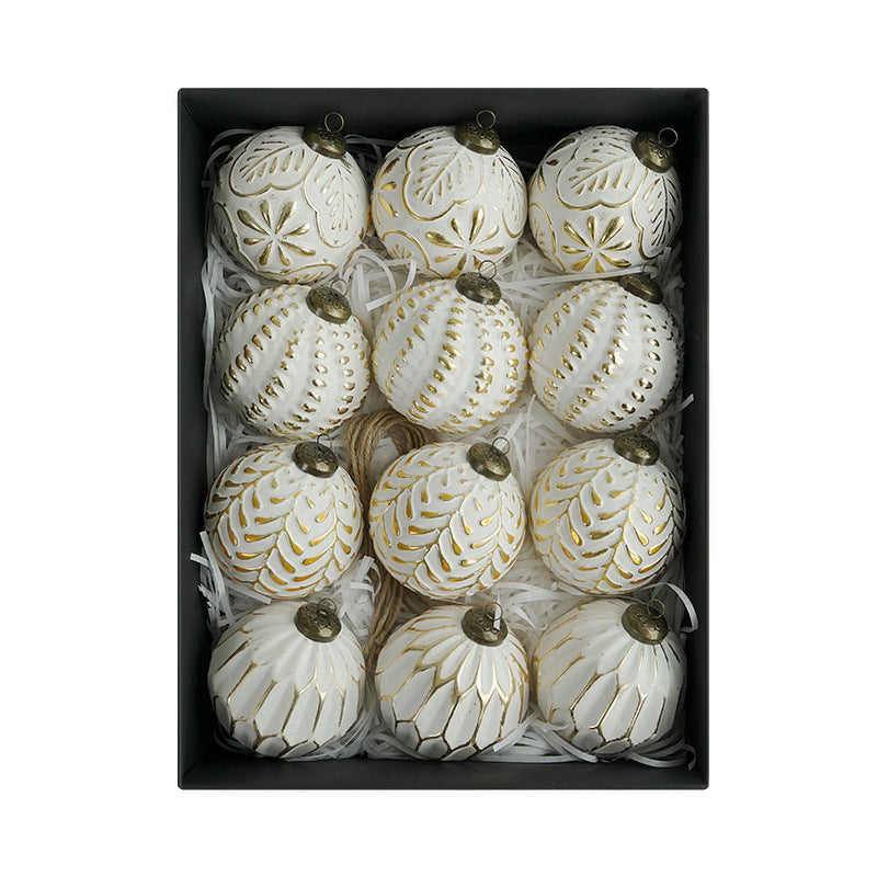 HKM-989715 8cm Antique Style Christmas Ball Ornaments - 12 Pack in Gold, Silver, Green, and Black