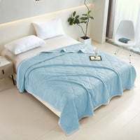 HKM-993043 Ultra Soft Reversible Comforter with Soundwave Design - Lightweight All-Season Bedding for Hot Sleepers, Machine Washable