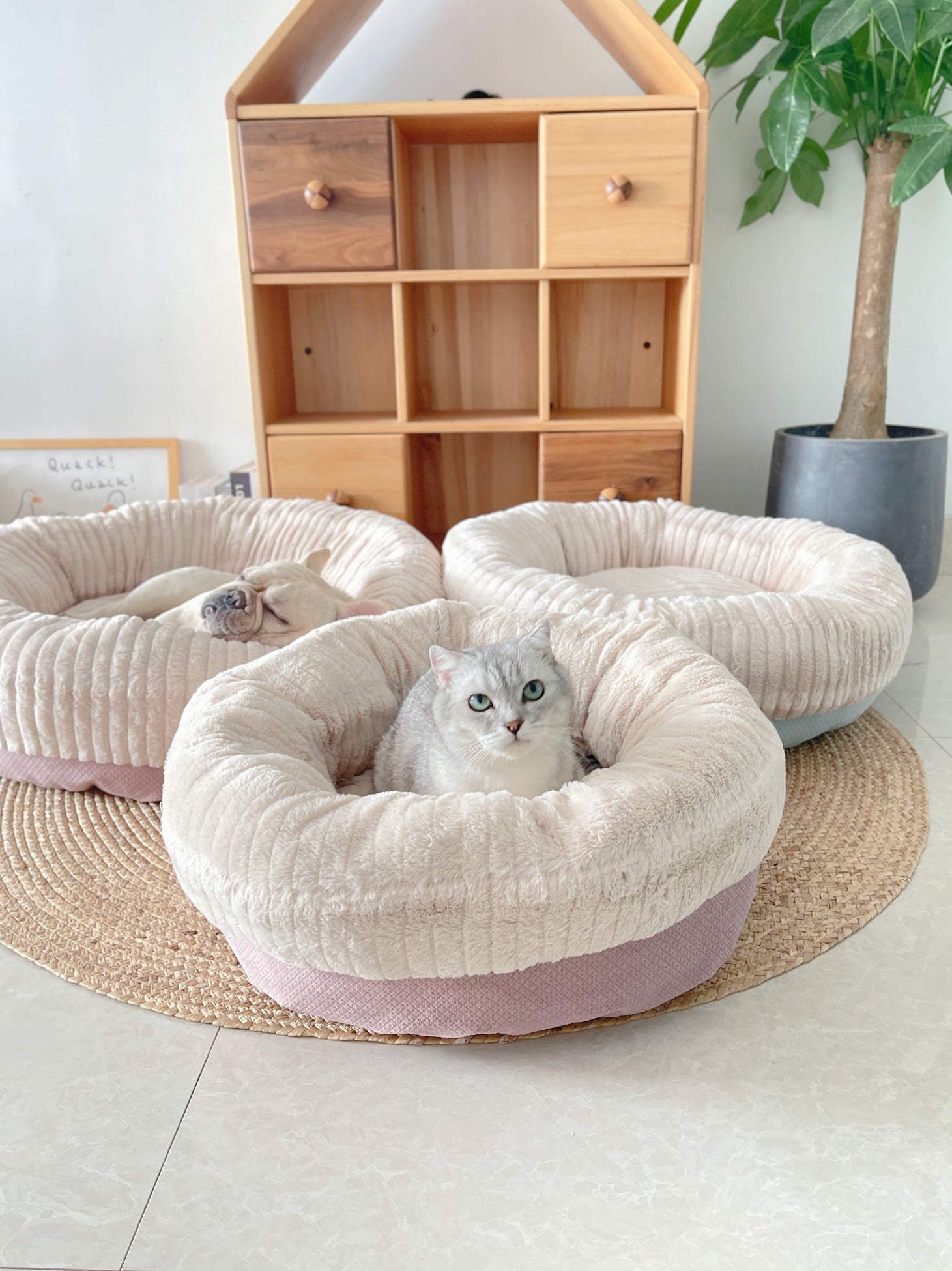 HKM-997779 Soft Thickened Round Cat and Dog Pad with Plush Filling and Velvet Surface, Multiple Sizes Available