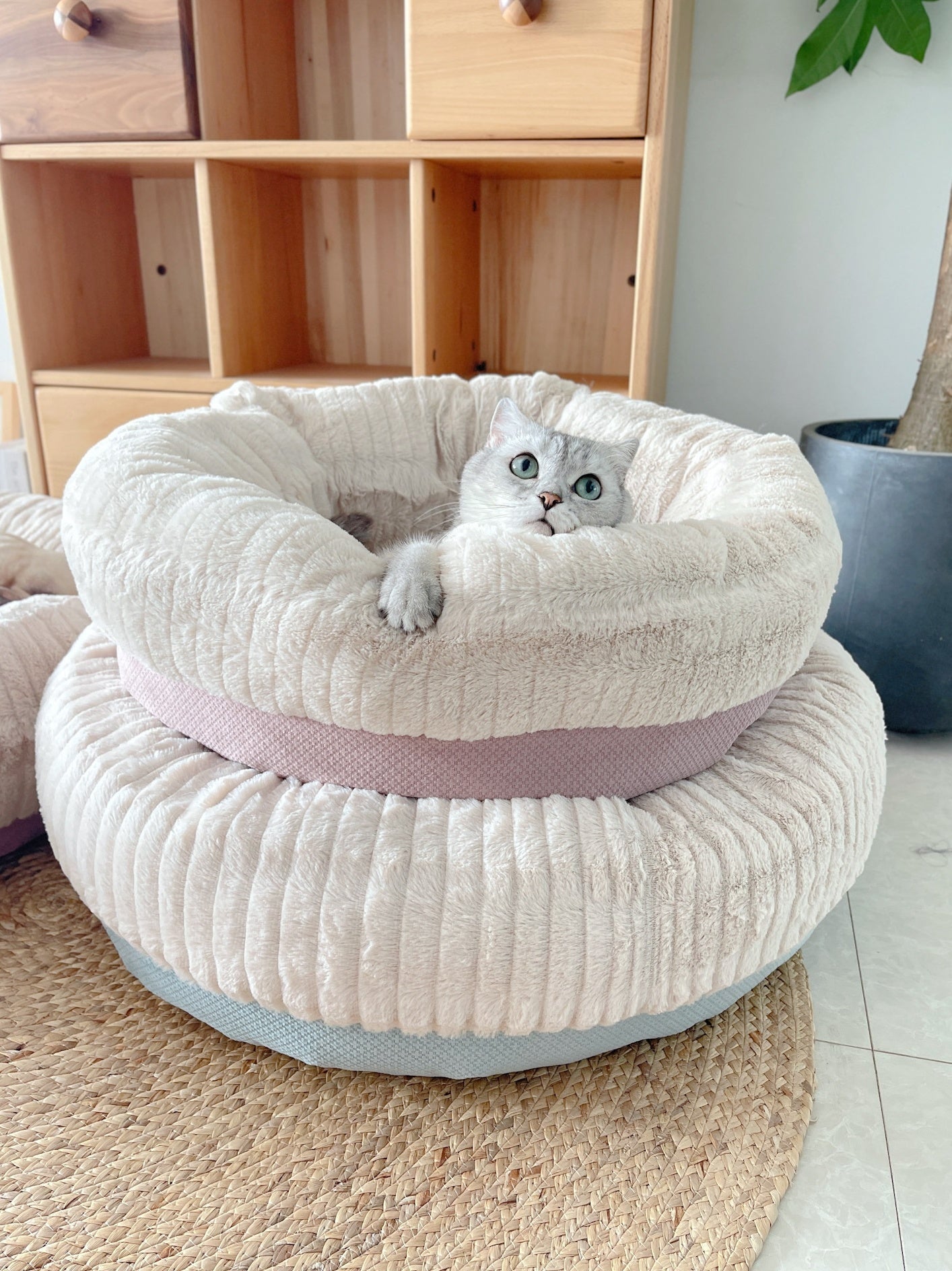 HKM-997779 Soft Thickened Round Cat and Dog Pad with Plush Filling and Velvet Surface, Multiple Sizes Available