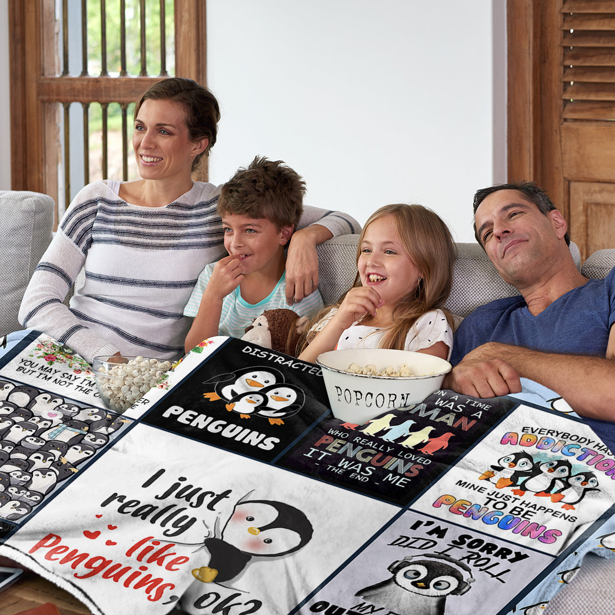 HKM-998483 Soft Flannel Penguin Pattern Throw Blanket for Indoor and Outdoor Use, Various Sizes Available